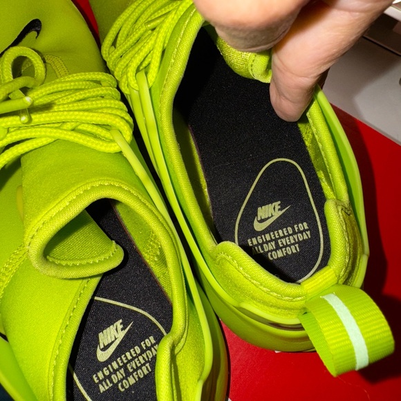 Nike Air Presto
Tenis Ball (Women's) Size 7 US Size 4.5 UK - Picture 3 of 7